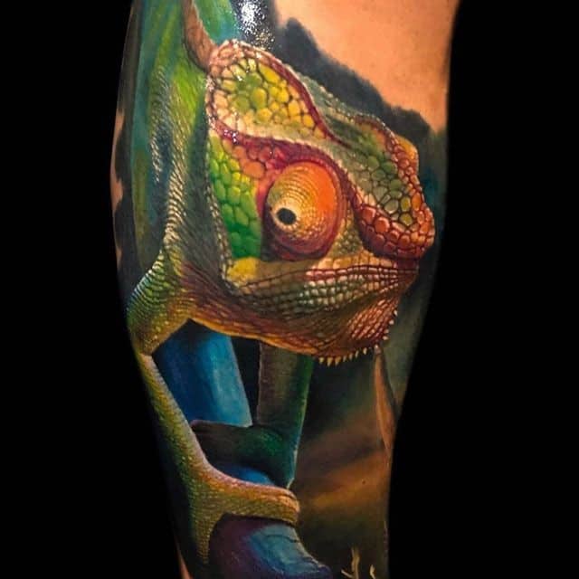 тату хамелеон реализм