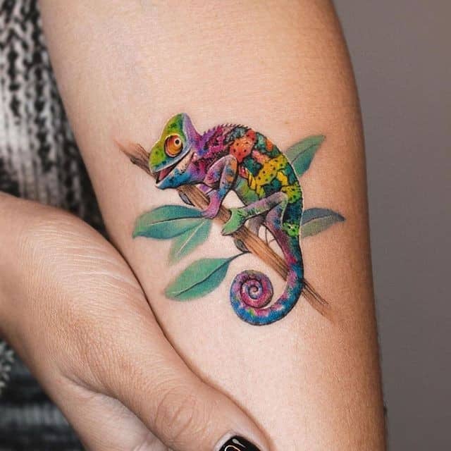 тату хамелеончик