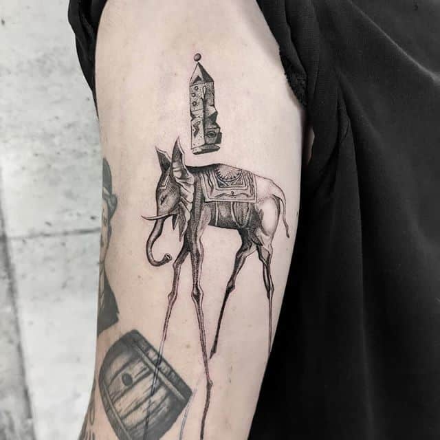 тату картина дали