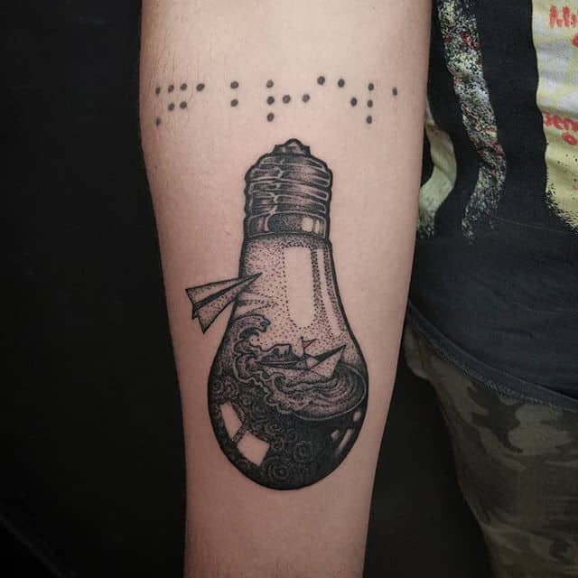 лампочка самлдетик тату