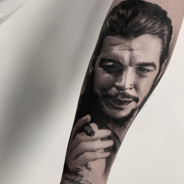 тату че гевара молодой