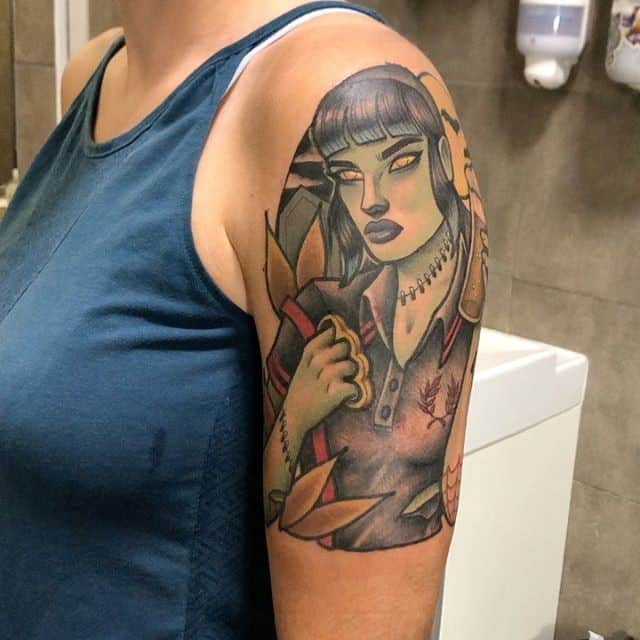 тату зомби на плече