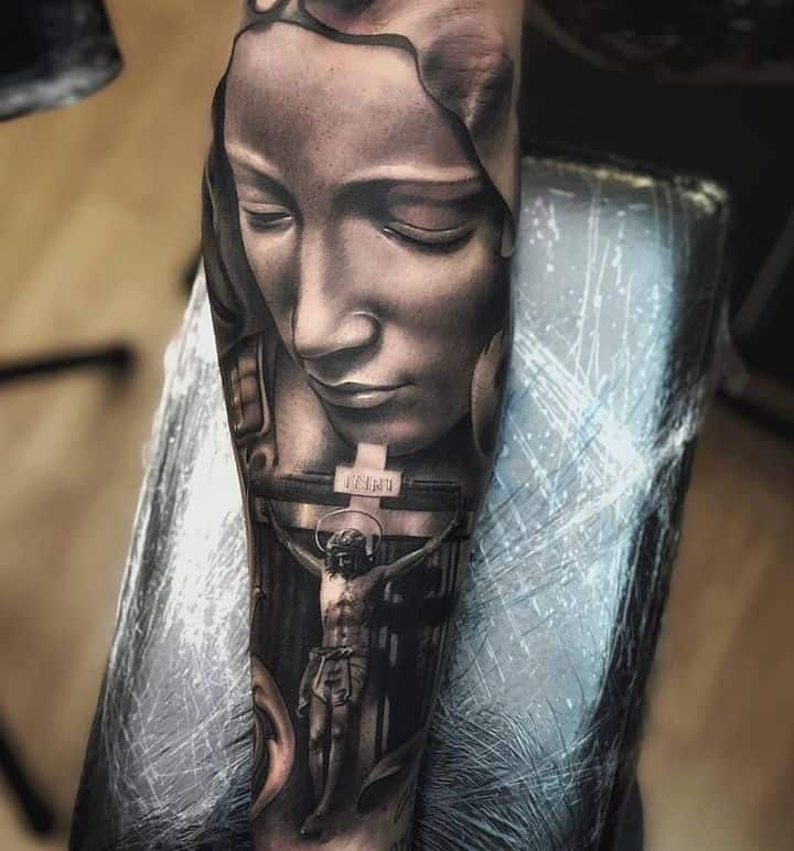 распятие и дева мария тату