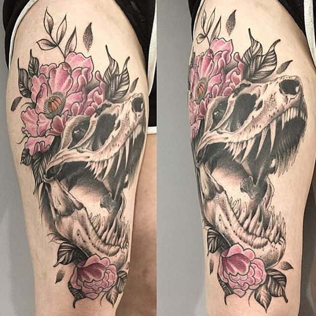 тату динозавра