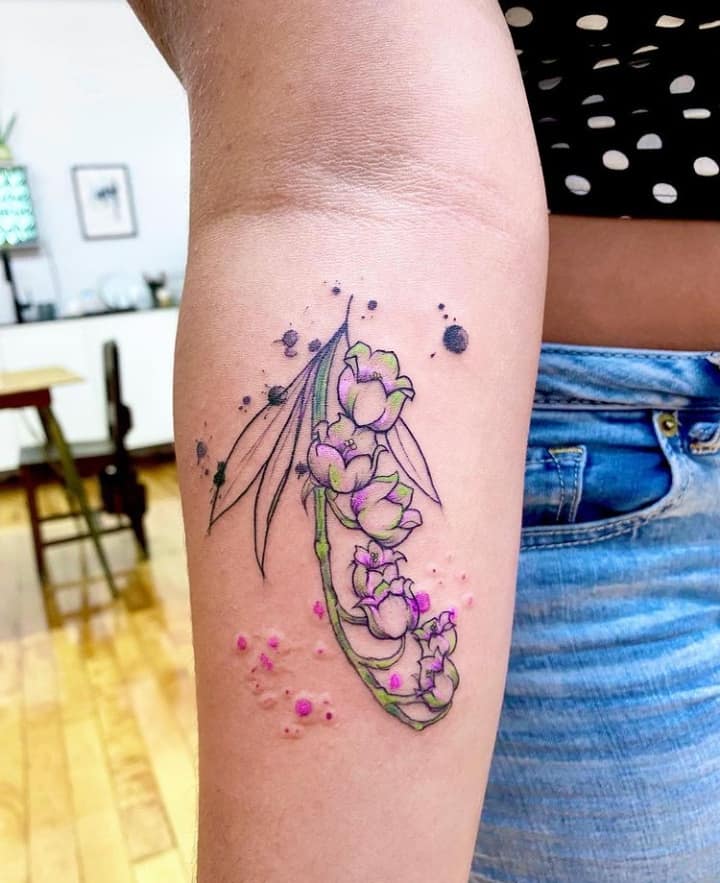 Ландыш тату женское