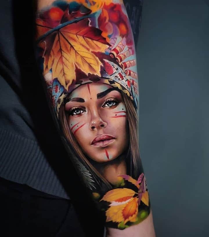 классное тату девушка