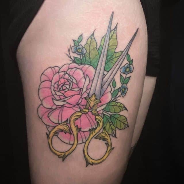 тату ножницы цветная