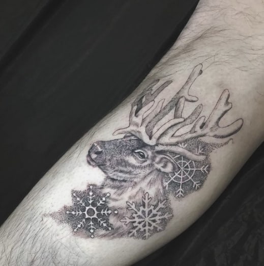 снежинка и лось тату