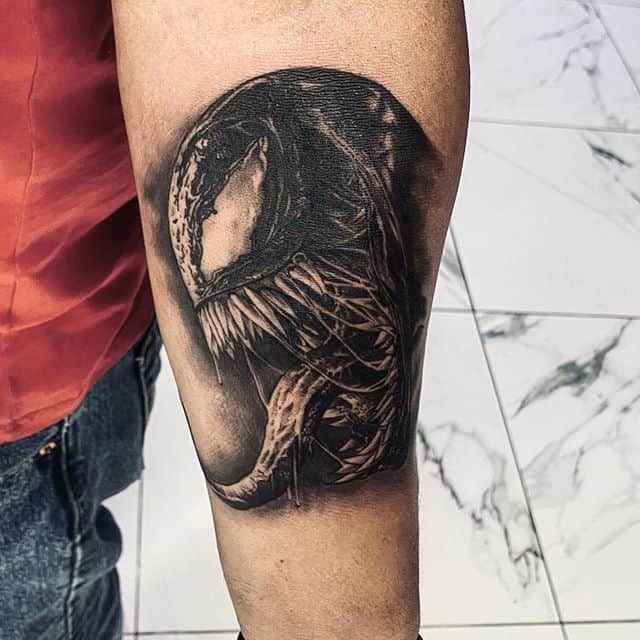 веном тату чб