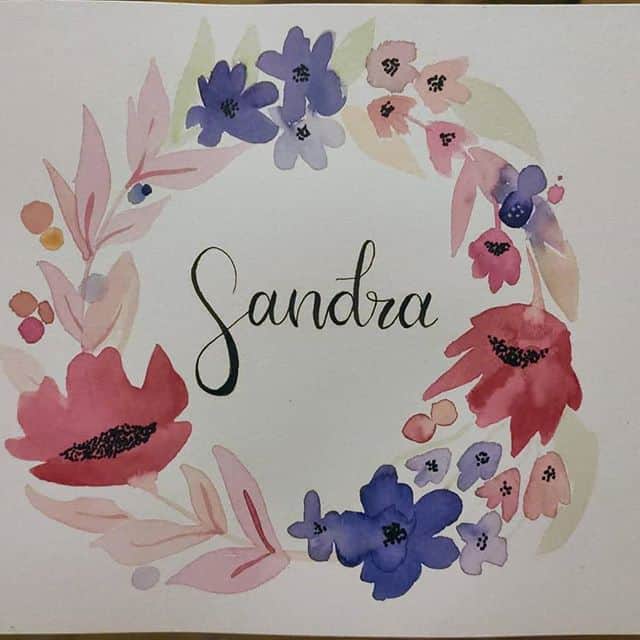 эскиз тату надписи с цветами