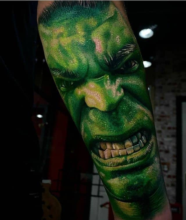 Халк тату яркое