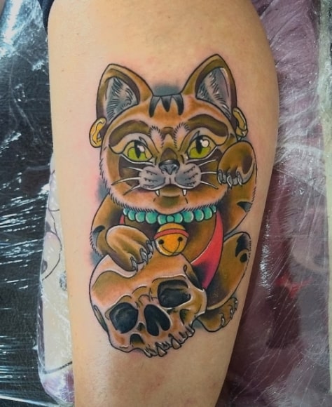 тату кот защита