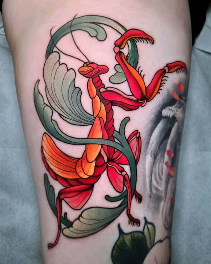 богомол тату цвет