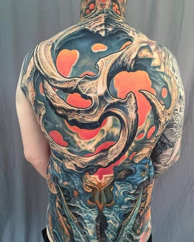 органик тату спина