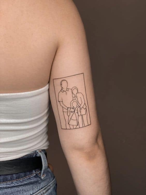 татуювання в стилі мінімалізм