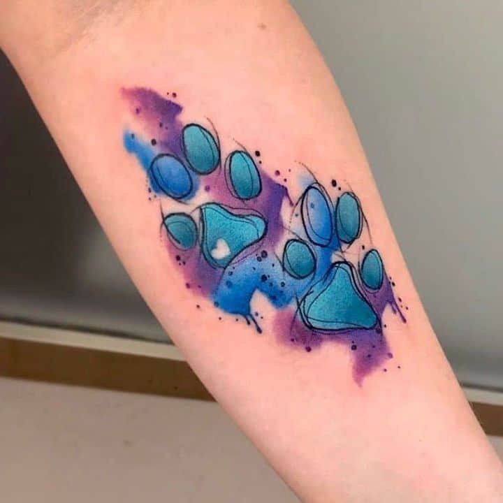 женское тату лапа