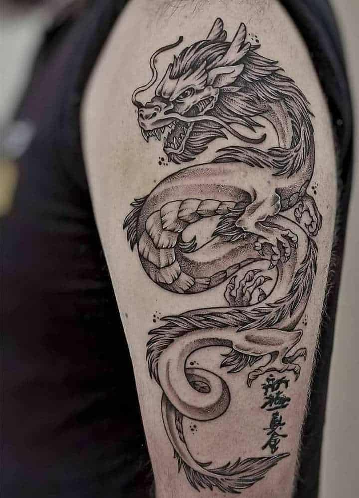 китайский дракон тату на плече