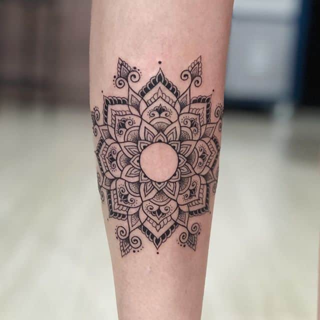 тату мандала