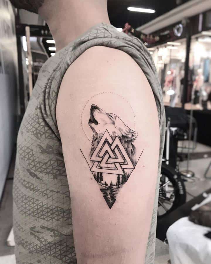 валькнут и волк тату