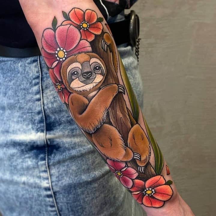 Женский полурукав тату в цвете