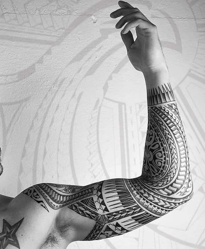 рукав полинезия тату чб