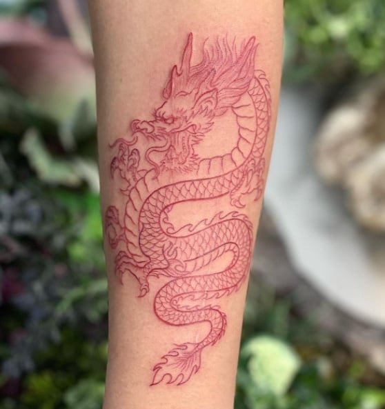дракон минимализм тату красный