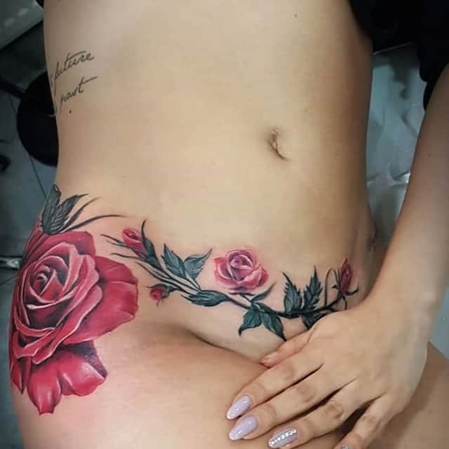 женское тату внизу живота