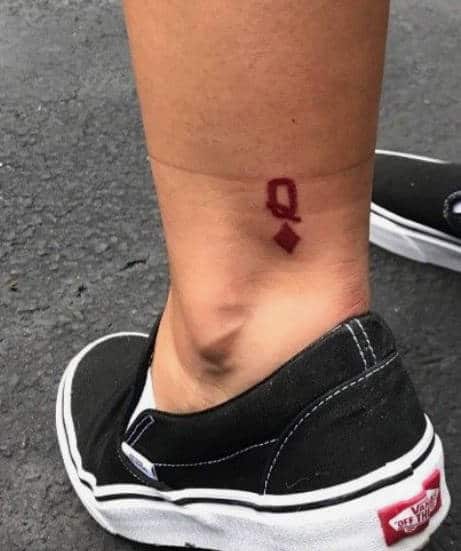 Бубнова дама тату про сексуальну орієнтацію