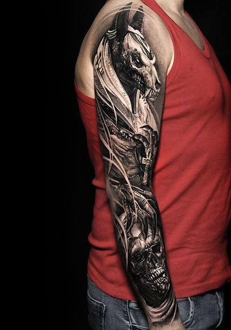 на всю руку тату