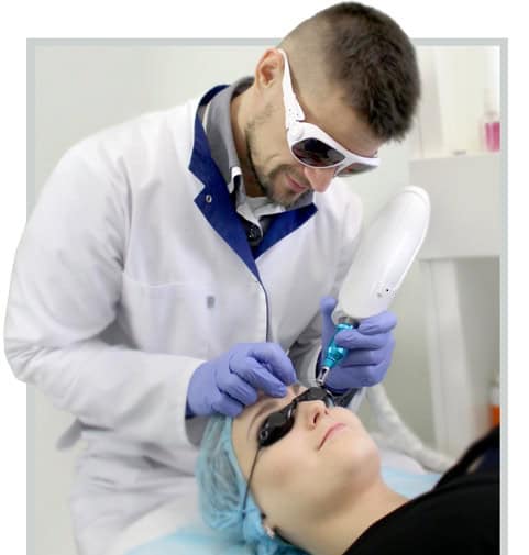 безпечно видалити татуаж