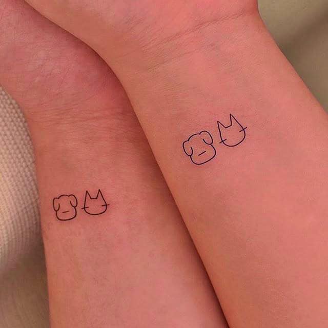 Парні татуювання мінімалізм