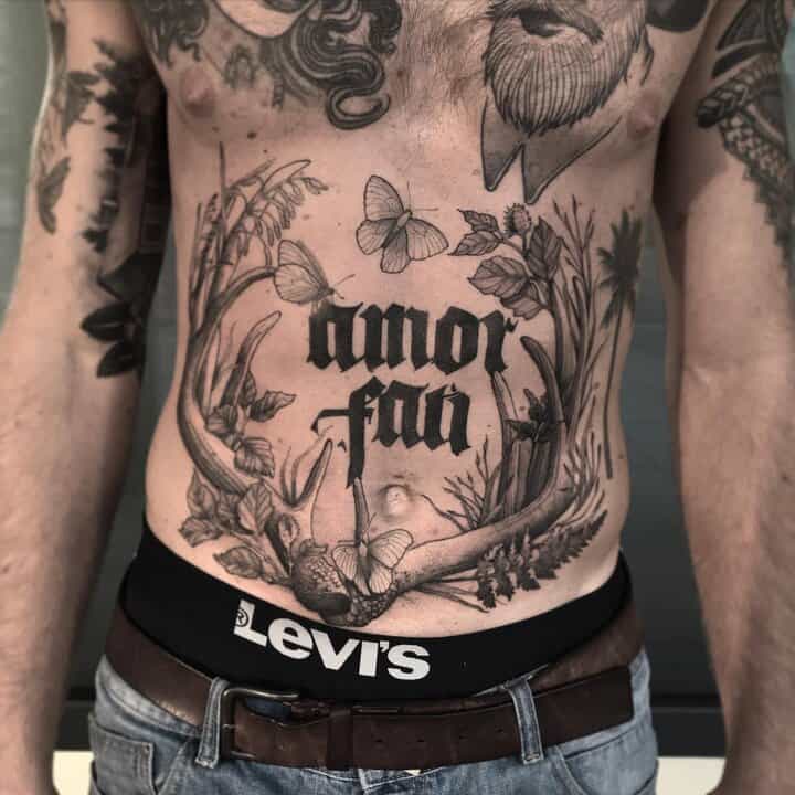 амор фаті тату значення