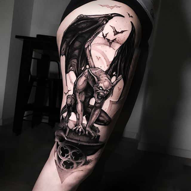 горгулья тату чб