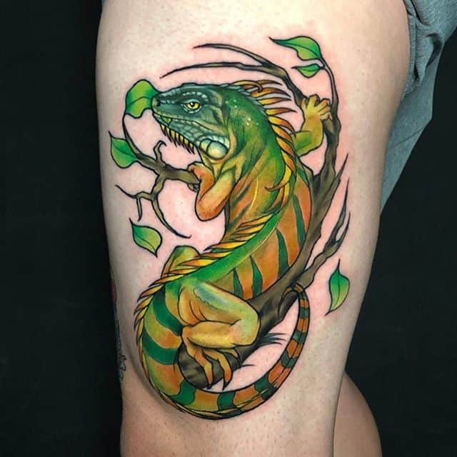 игуана тату цвет
