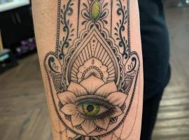 тату хамса рука