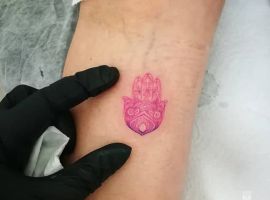 тату хамса на руке