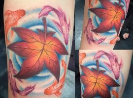 Тату лист клена