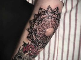 тату на локте