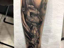 татуировка анубис