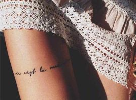 тату надпись на ноге женская