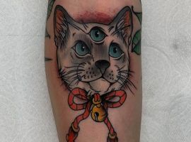 тату третий глаз кошка