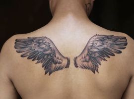 тату крылья на спине ангела