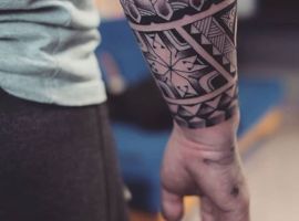 орнамент тату на руке