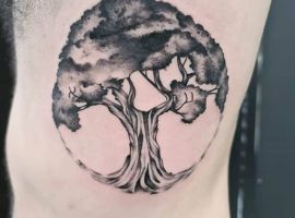 тату дерево