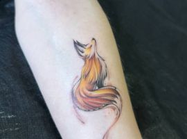 тату лисичка на руці
