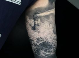 тату маяк реалізм