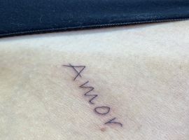 тату напис amor