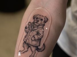 собака мікро тату
