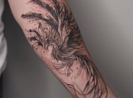 фенікс на плечі