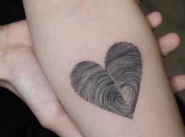 тату серце відбитки